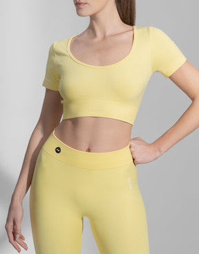 BASSIC YELLOW SEAMLESS (FREE TOP)