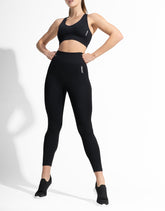 ELASTIC BLACK SEAMLESS (FREE TOP)