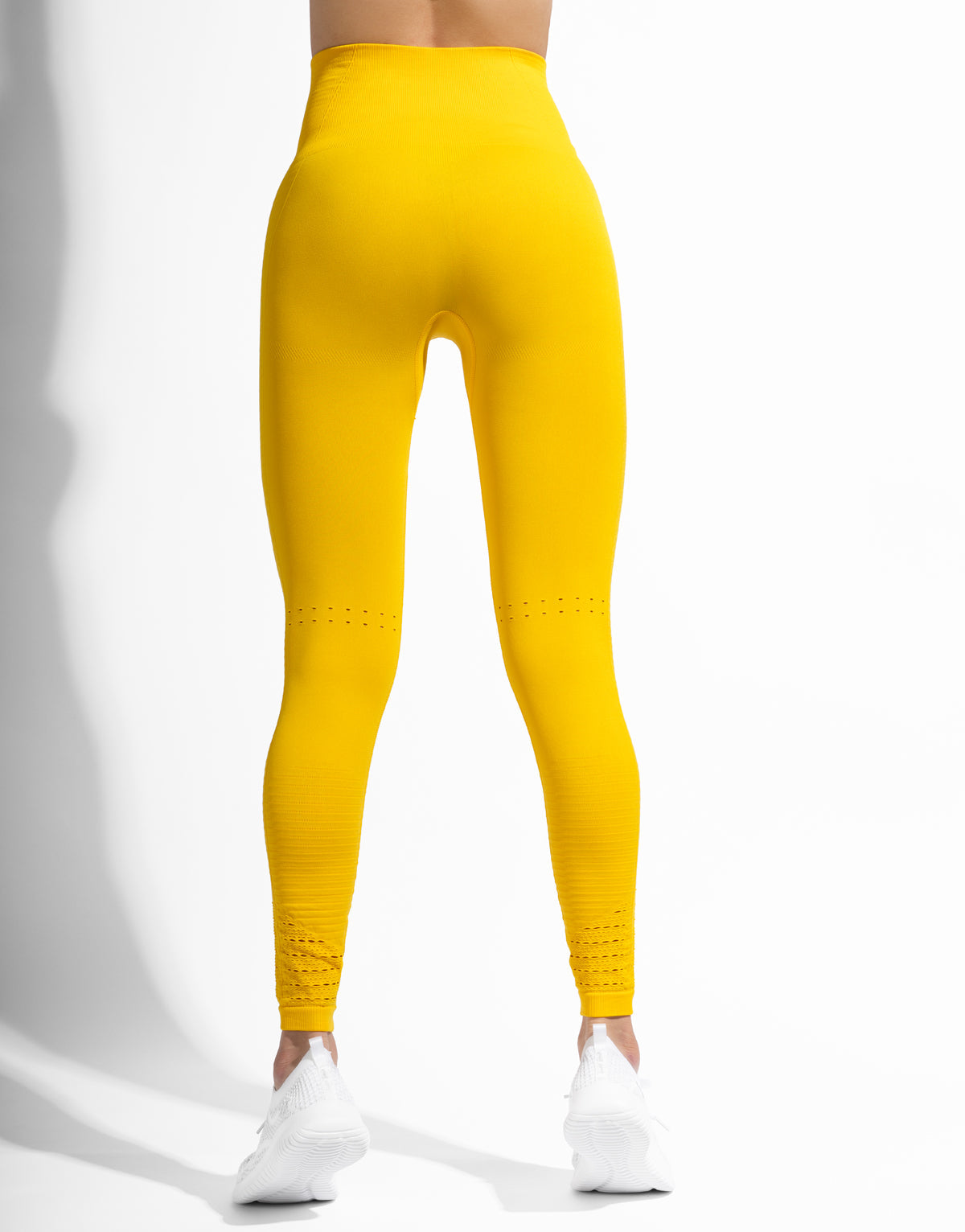 CLASSIC YELLOW SEAMLESS (FREE TOP)